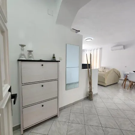 Sea View Apartament *